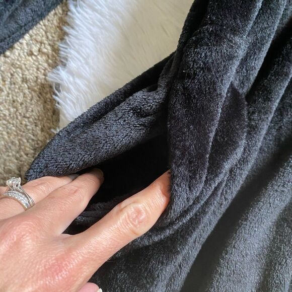 Ugg Fuzzy Open Front Cardigan Jacket Black Womens Size Small - Picture 5 of 9
